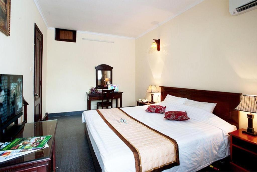 Hai Au Hotel Hai Phong Exterior photo